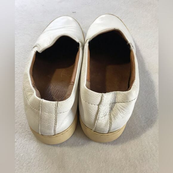 Frye womens 8 white leather slip on loafers sneakers casual athleisure minimal - Picture 3 of 8
